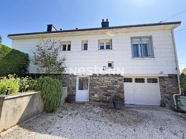 Maison spacieuse à vendre au coeur de Plouray avec terrain constructible