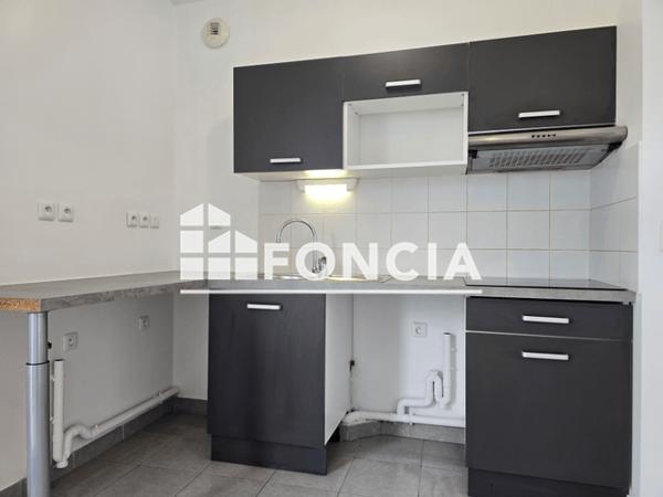 Location Appartement 2 pièces 40.3 m² - 331 AVENUE PIERRE MENDES FRANCE Nimes 30000