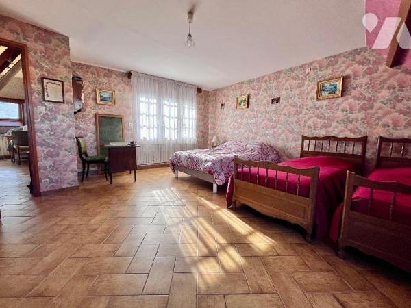 Opportunité en hyper centre d'Hazebrouck ! 

Idéalement située, belle maison individuelle des...