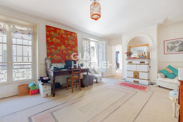 APPARTEMENT A RENOVER - 8 PIECES (231 m²) + BALCON (23 m²) - PARIS 9 CADET