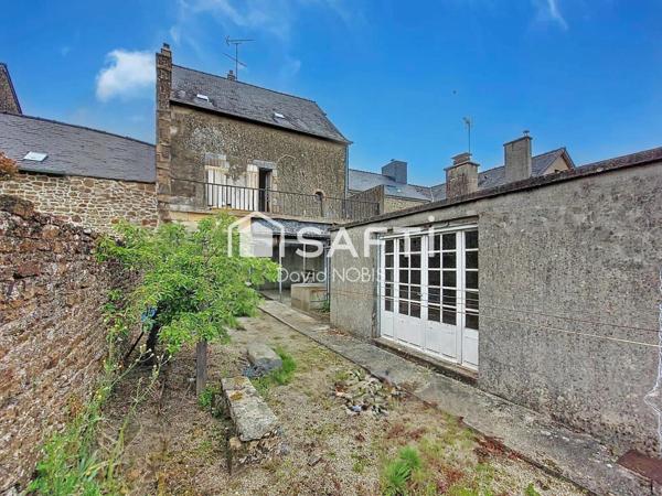 immeuble ou grande maison avec très jolie extérieur