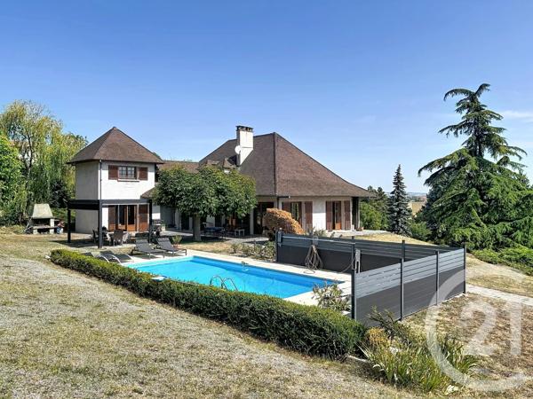 Maison à vendre  7 pièces - 160 m 2   RIOM  - 63