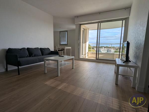 Appartement à louer Merignac : 3 pièces, 66m² avec 2 chambre(s) à 1 200€ - AJP Immobilier Bordeaux Saint-Augustin