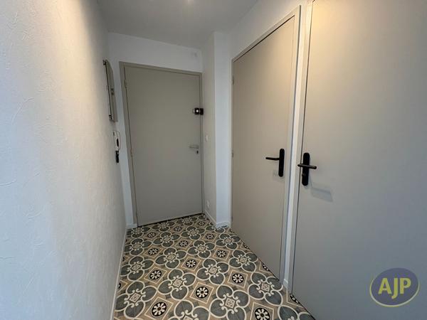 Appartement à louer Merignac : 3 pièces, 66m² avec 2 chambre(s) à 1 200€ - AJP Immobilier Bordeaux Saint-Augustin