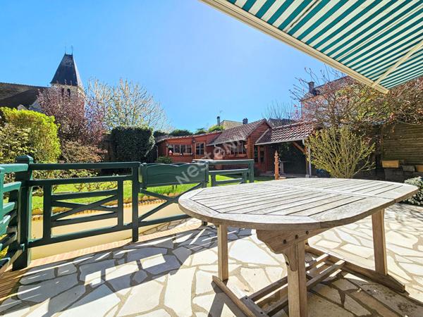 Maison avec vie de plain-pied, sous-sol total et possibilité 3 chambres à Longuesse