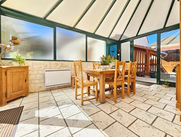 Maison avec vie de plain-pied, sous-sol total et possibilité 3 chambres à Longuesse