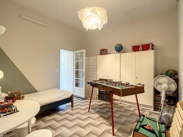 La Livinière (34210) Maison 264 m2, piscine sur un terrain de 2400 m2