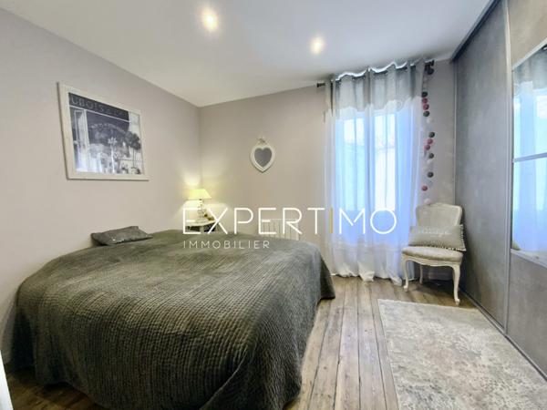 Talmont-Saint-Hilaire (85440) Maison de ville T9 de 264 m² en plein coeur du Centre Ville de Talmont-Saint-Hilaire