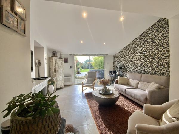 Talmont-Saint-Hilaire (85440) Maison de ville T9 de 264 m² en plein coeur du Centre Ville de Talmont-Saint-Hilaire