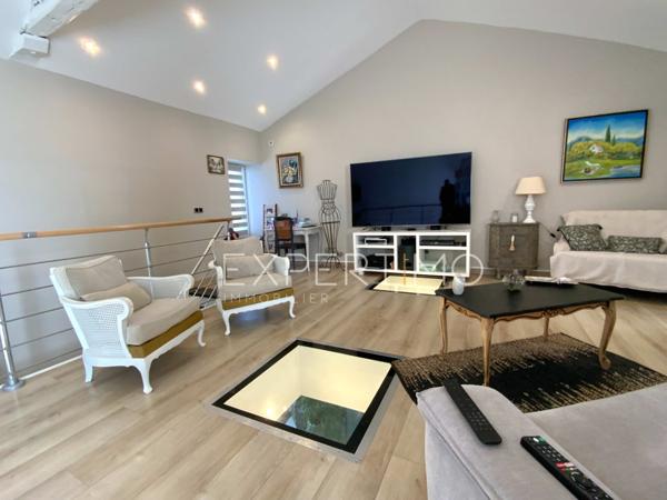 Talmont-Saint-Hilaire (85440) Maison de ville T9 de 264 m² en plein coeur du Centre Ville de Talmont-Saint-Hilaire