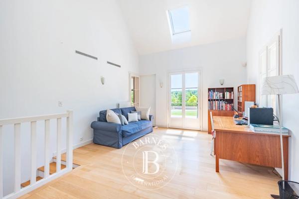 Chambourcy, Maison 7 Chambres -  438 m² à vendre