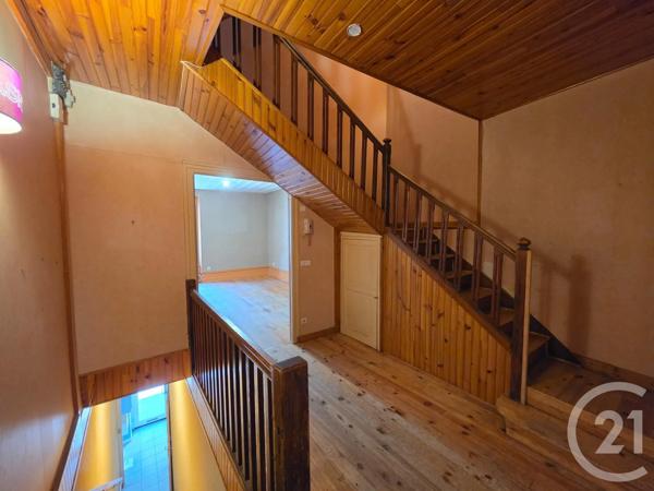 Immeuble à vendre  160 m 2   BRIOUDE  - 43