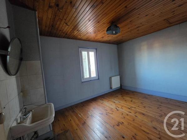 Immeuble à vendre  160 m 2   BRIOUDE  - 43