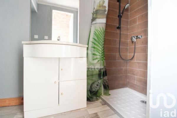 Studio 1 pièce de 30 m² à Saint-Affrique (12400)