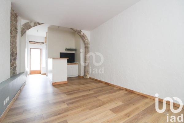 Studio 1 pièce de 30 m² à Saint-Affrique (12400)