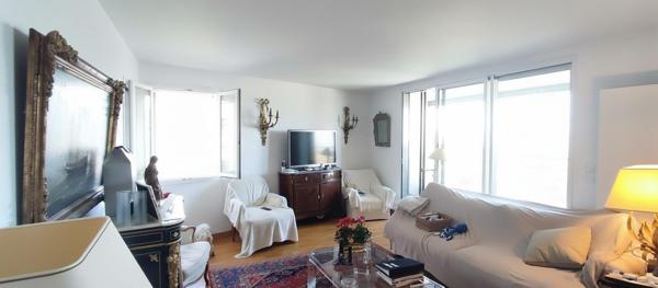 ÎLE DE NANTES – BORDS DE LOIRE – VUE IMPRENABLE – BIEN RARE
