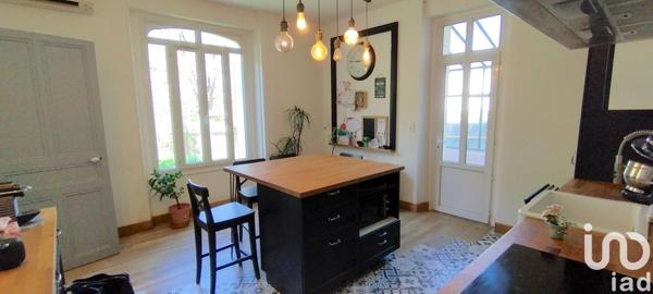 Maison à vendre 9 pièces 205 m² Chasseneuil-du-Poitou