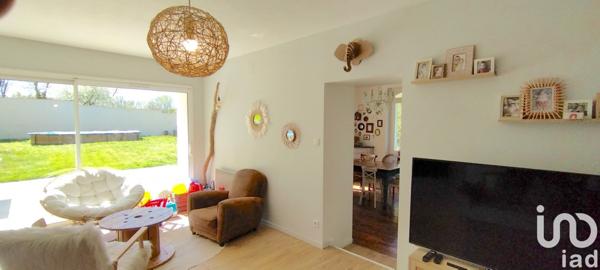 Maison à vendre 9 pièces 205 m² Chasseneuil-du-Poitou