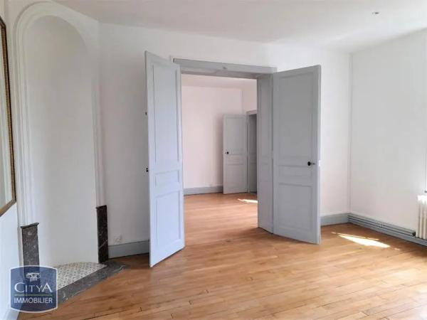 Appartement à louer 2 pièces 55.51m²