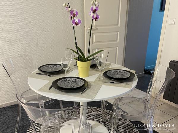 T2 rénové en hyper-centre