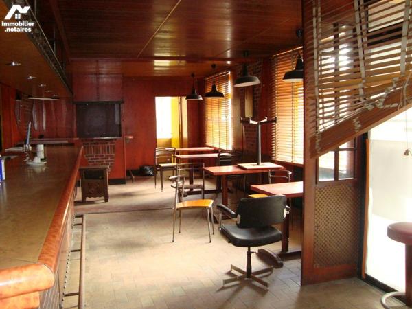 EXCLUSIVITÉ ÉTUDE, Ensemble immobilier à vendre à CLEGUEREC (56480), Morbihan (56), très bel em...