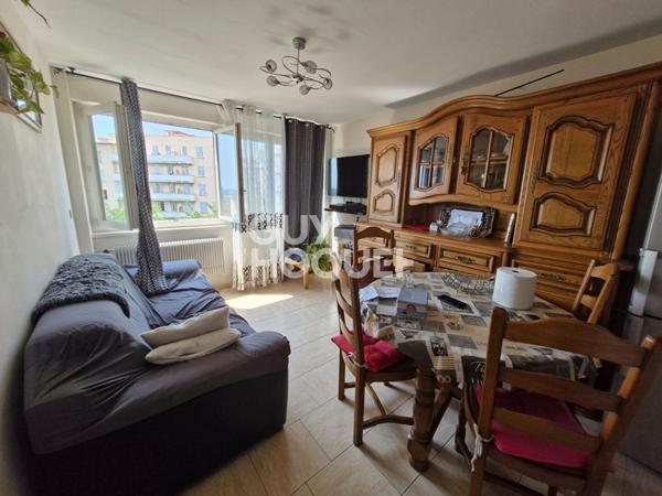 Appartement Marseille 3 pièce(s) 47 m2 avec place de parking et cave