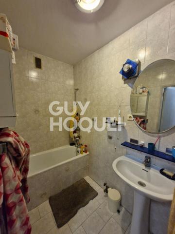 Appartement Marseille 3 pièce(s) 47 m2 avec place de parking et cave