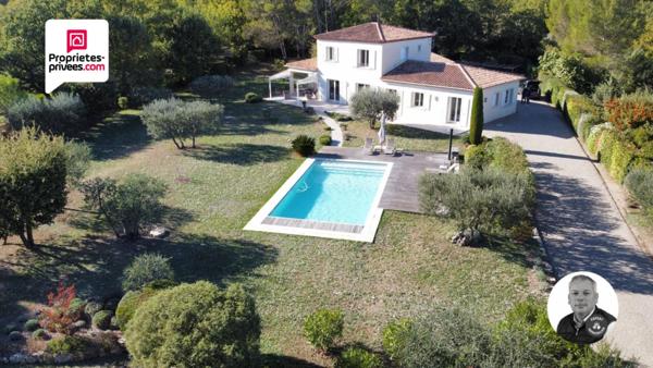 Belle Villa Draguignan 6 pièce(s) 169 m2