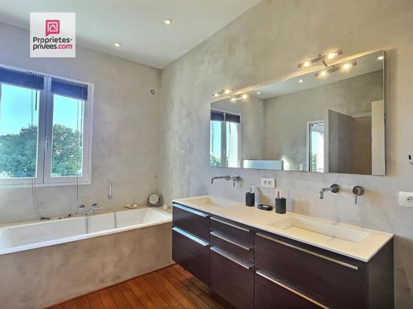 Belle Villa Draguignan 6 pièce(s) 169 m2