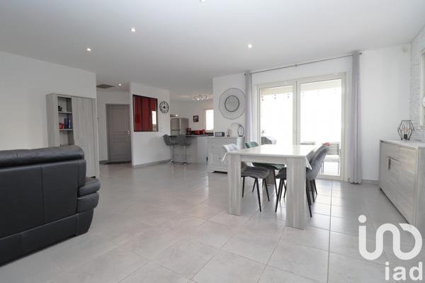 Maison traditionnelle 4 pièces de 105 m² à Elne (66200)