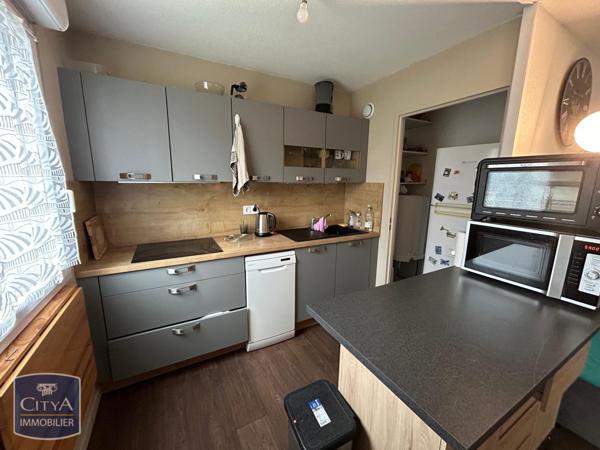 Appartement à louer 3 pièces 54.55m² Tarbes (65000)