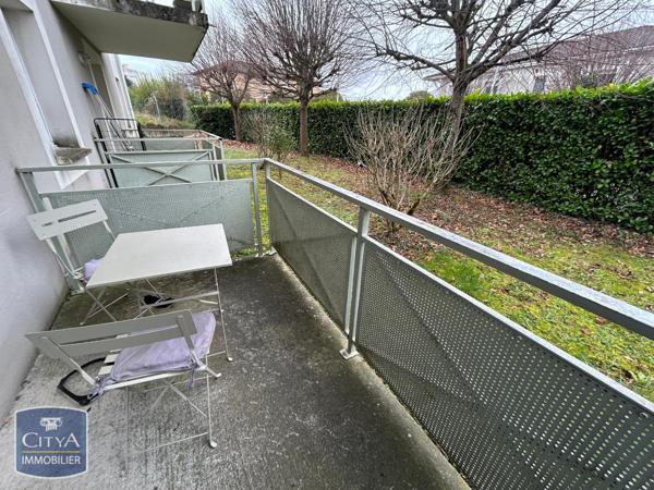 Appartement à louer 3 pièces 54.55m² Tarbes (65000)