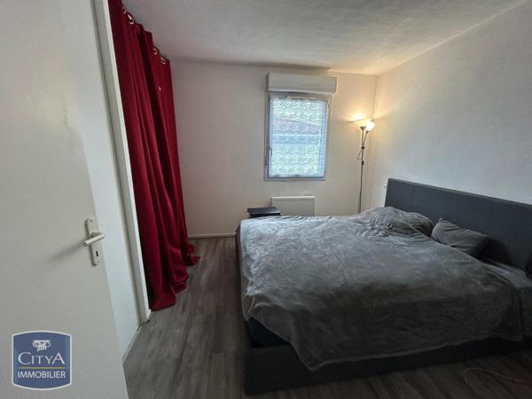Appartement à louer 3 pièces 54.55m² Tarbes (65000)