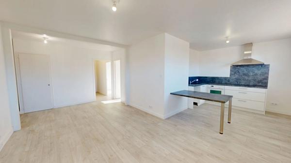 Appartement de type 3 rénové et proche des commodités, situé sur Bourgoin Jallieu