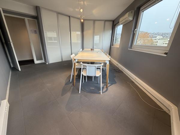 Bureaux 400m2 à Chamalières - Clermont-Province