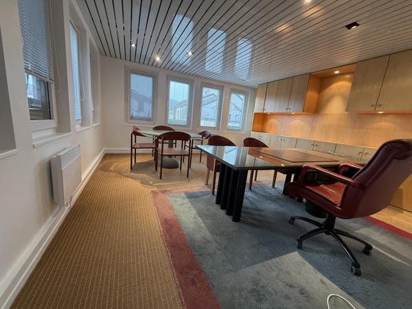Bureaux 400m2 à Chamalières - Clermont-Province