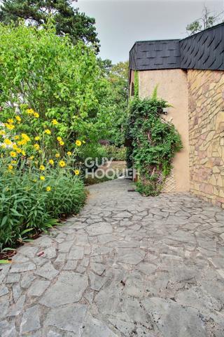 Maison à vendre de 8 pièces de 193.68 m²