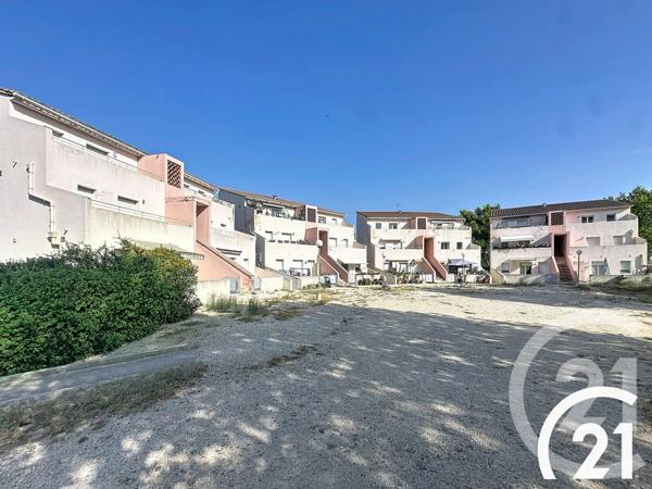 Immeuble à vendre  1280 m 2   CAVAILLON  - 84