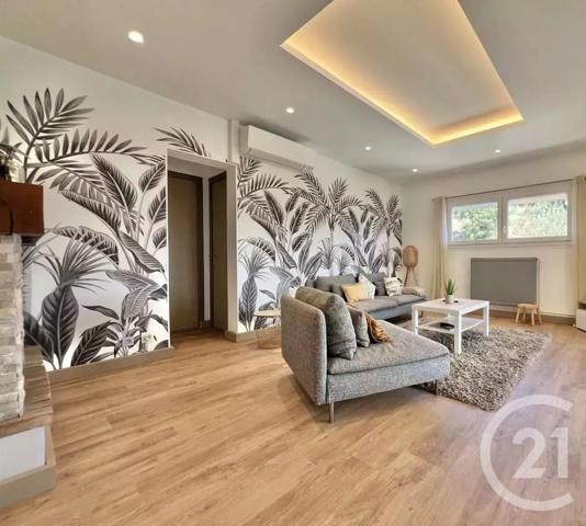 Maison à vendre  7 pièces - 160 m 2   LES ISSAMBRES  - 83