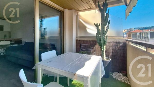 Appartement à vendre  2 pièces - 23 m 2   ANTIBES  - 06