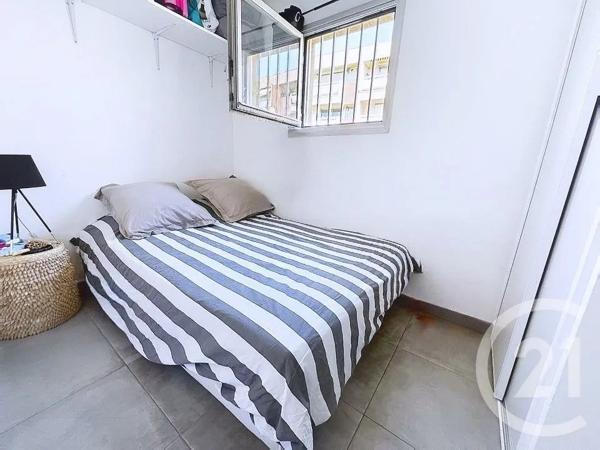 Appartement à vendre  2 pièces - 23 m 2   ANTIBES  - 06