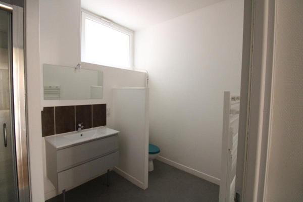 45 BOULEVARD MARECHAL FAYOLLE - F2 2EME ETAGE