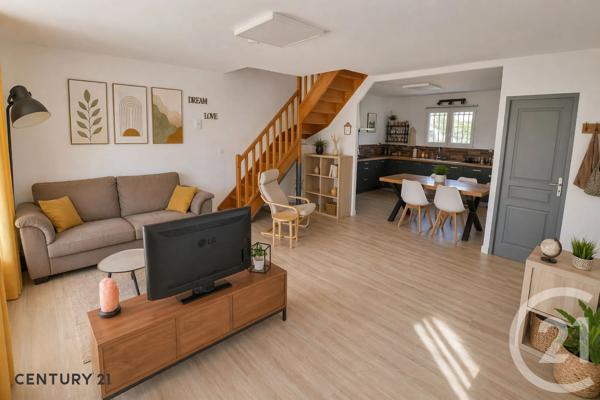Maison à vendre  4 pièces - 95 m 2   CARPENTRAS  - 84