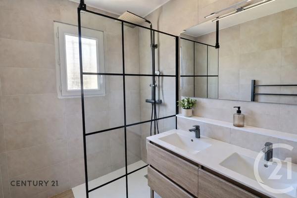 Maison à vendre  4 pièces - 95 m 2   CARPENTRAS  - 84