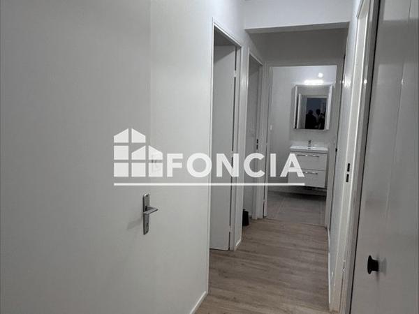 Location Appartement 3 pièces 65.75 m² - 3 SQUARE DU ROI ARTHUR Rennes 35000