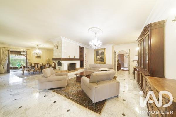 Maison à vendre 5 pièces 281 m² Pau
