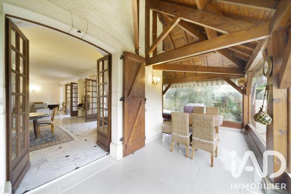 Maison à vendre 5 pièces 281 m² Pau