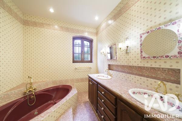 Maison à vendre 5 pièces 281 m² Pau