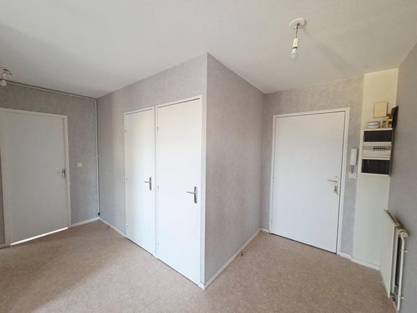 Appartement à rénover proche Gare du Mans.