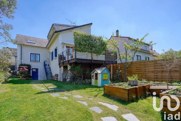 Maison 5 pièces de 140 m² à Cachan (94230)
